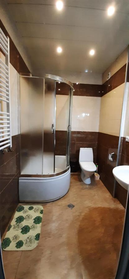 Apartment On Aleksandr Pushkin Street Tbilisi Exteriör bild